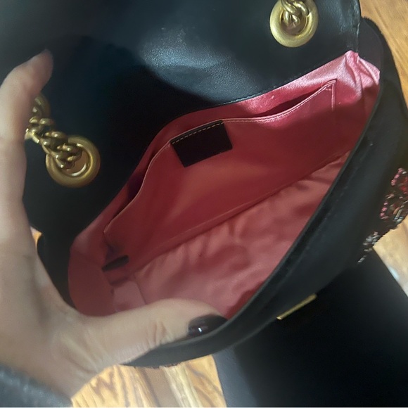 Gucci Black Velvet crystal flower marmont evening bag cross body stunning! - Picture 5 of 8